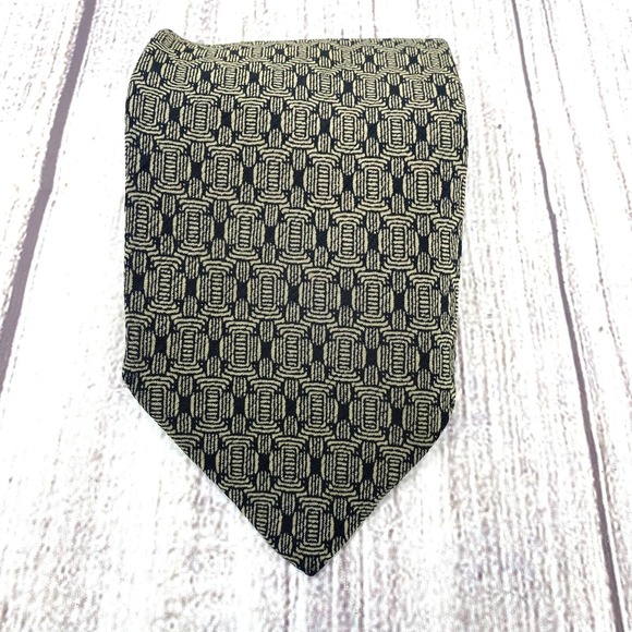 Vtg Giorgio Armani 100% Silk Necktie Tie Cravatte Tan Black Geometric 4.25"x 57" - Picture 1 of 4